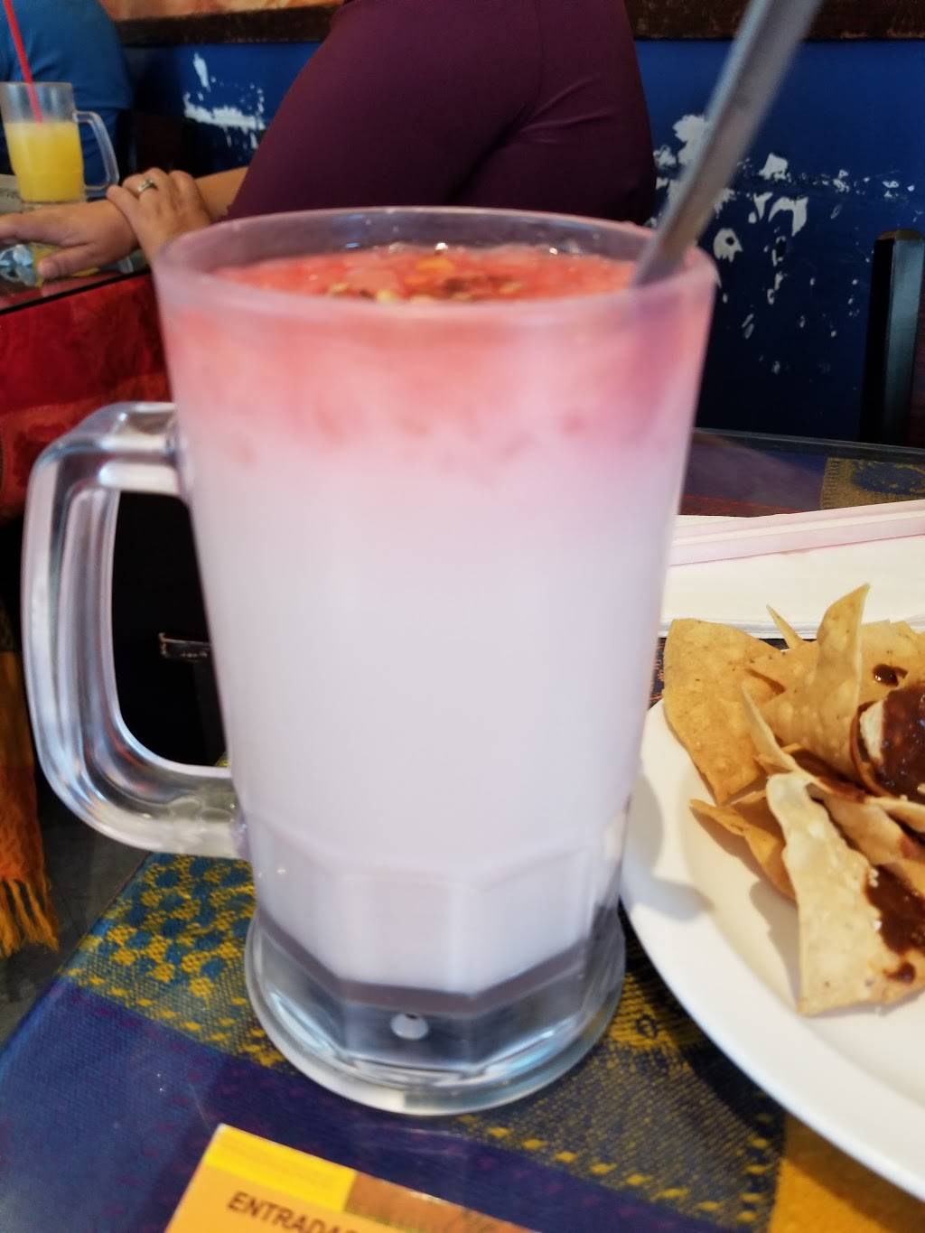 El Fortin | restaurant | 700 E Commonwealth Ave, Fullerton, CA 92831, USA | 7147734290 OR +1 714-773-4290