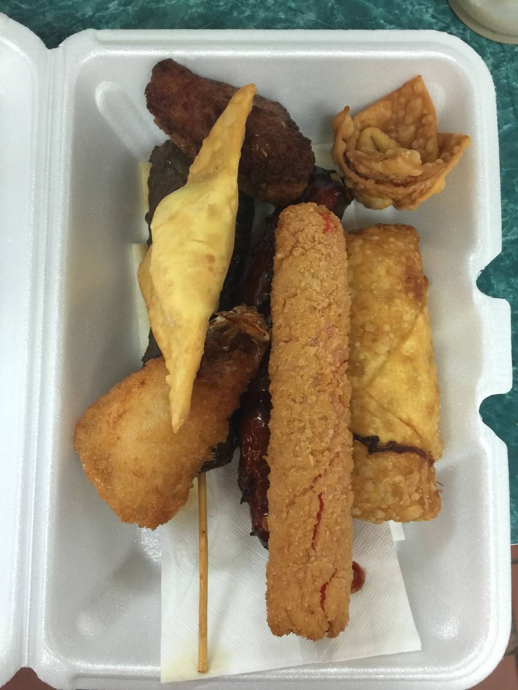 King Fong Chinese Restaurant | restaurant | 14055 Lorain Ave, Cleveland, OH 44111, USA | 2162517678 OR +1 216-251-7678