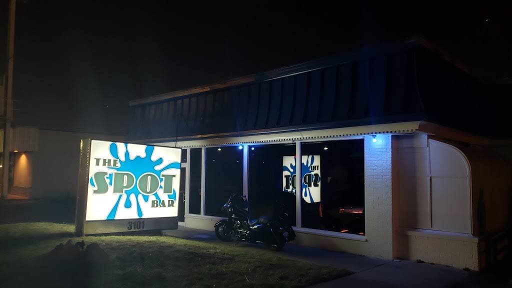 The Spot Bar | restaurant | 3101 E Division St, Arlington, TX 76011, USA | 8175389123 OR +1 817-538-9123