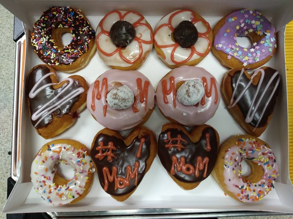 Dunkin | bakery | 6527 Old Brick Road, Windermere, FL 34786, USA | 4072177274 OR +1 407-217-7274