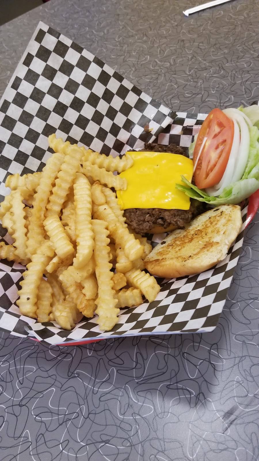 Downtown Diner | restaurant | 1318 Niedringhaus Ave, Granite City, IL 62040, USA | 6185011680 OR +1 618-501-1680