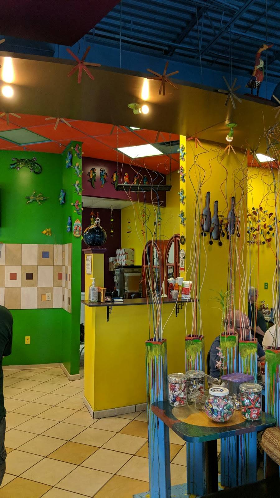 Mucho Buenos | restaurant | 1421 Town Center Blvd, Brunswick, OH 44212, USA | 3302736294 OR +1 330-273-6294