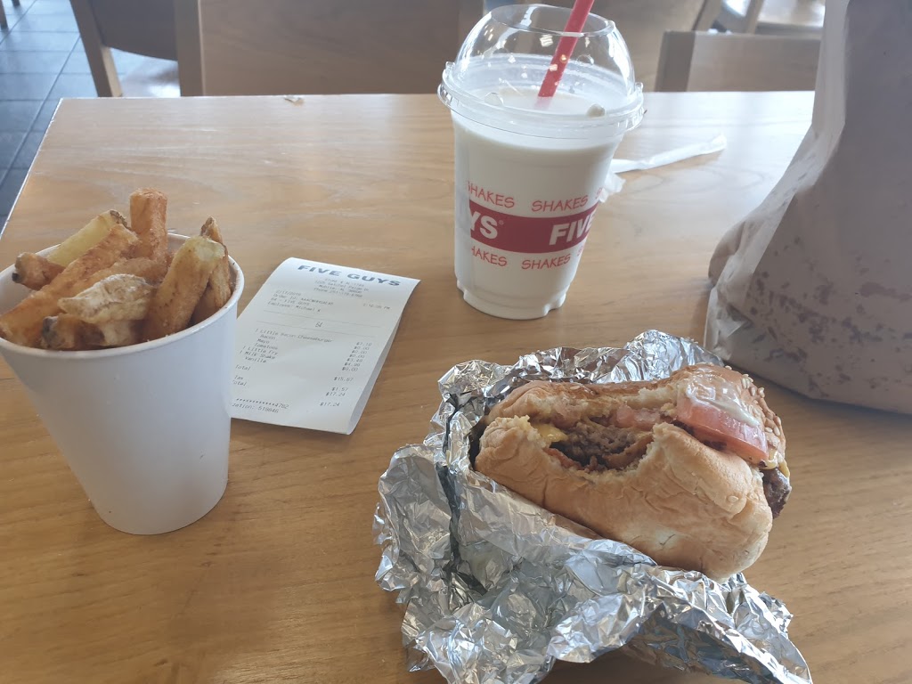 Five Guys | meal takeaway | 1225 Satchel Paige Dr, Mobile, AL 36606, USA | 2513788768 OR +1 251-378-8768