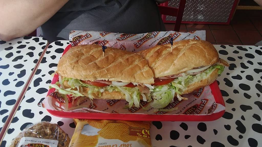 Firehouse Subs | meal delivery | 1364 E Augustine Ln #2, Fayetteville, AR 72703, USA | 4792510044 OR +1 479-251-0044