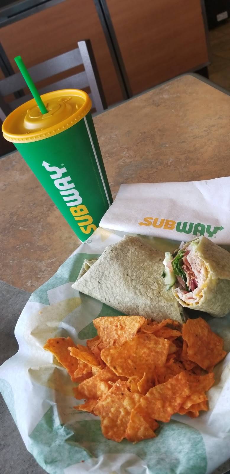 Subway | meal takeaway | 10536 TX-359 IH37, Mathis, TX 78368, USA | 3615476678 OR +1 361-547-6678
