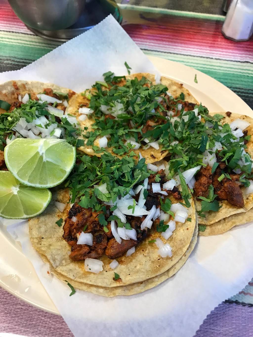 El Canelo | restaurant | 700 Burnham Ave, Calumet City, IL 60409, USA | 7089337292 OR +1 708-933-7292