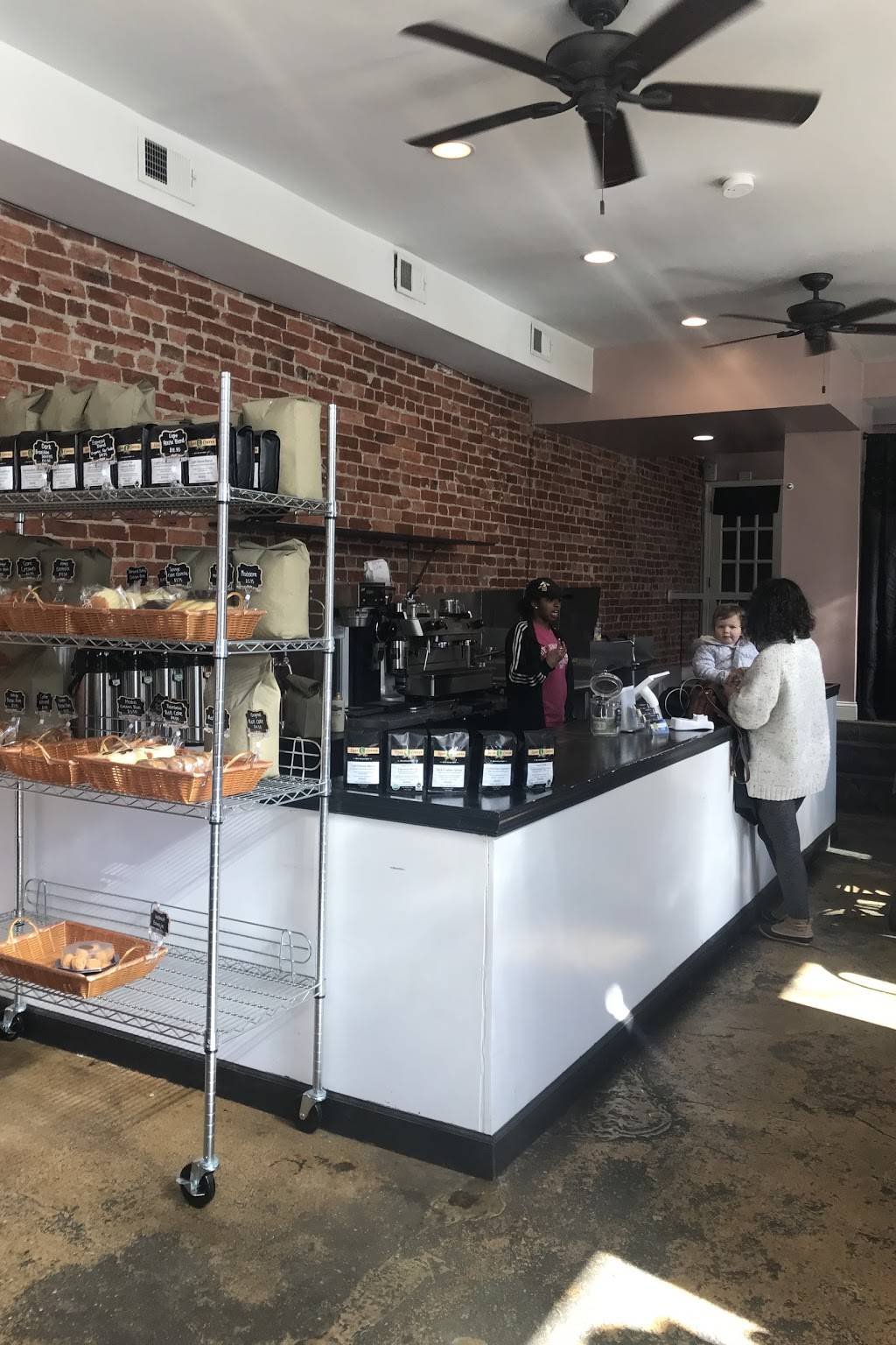 The Hill Cafe | cafe | 101 15th St NE, Washington, DC 20002, USA | 2028906868 OR +1 202-890-6868