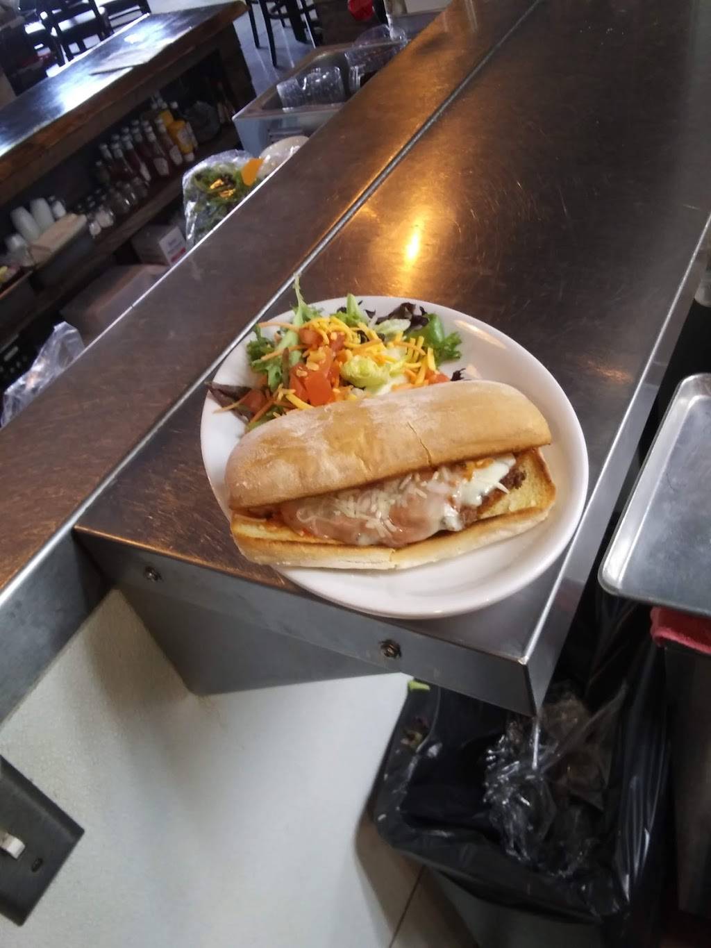 Old Town Kitchen & Bar | restaurant | 319 E Ocean Ave, Lompoc, CA 93436, USA | 8057417631 OR +1 805-741-7631