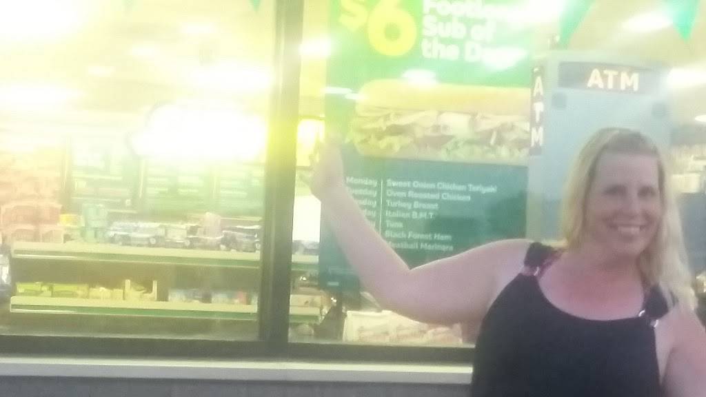 Subway | restaurant | 6040 King Rd, Marine City, MI 48039, USA | 8107652980 OR +1 810-765-2980
