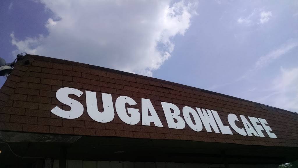 Suga Bowl Cafe | restaurant | 6808 State St, East St Louis, IL 62203, USA | 6184895141 OR +1 618-489-5141