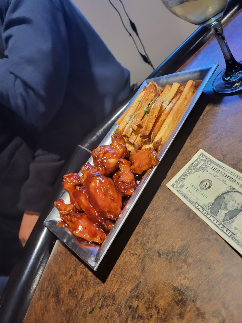 DREAMZ BAR & GRILL | restaurant | 1309 Salt Springs Rd, Youngstown, OH 44509, USA | 3307074161 OR +1 330-707-4161