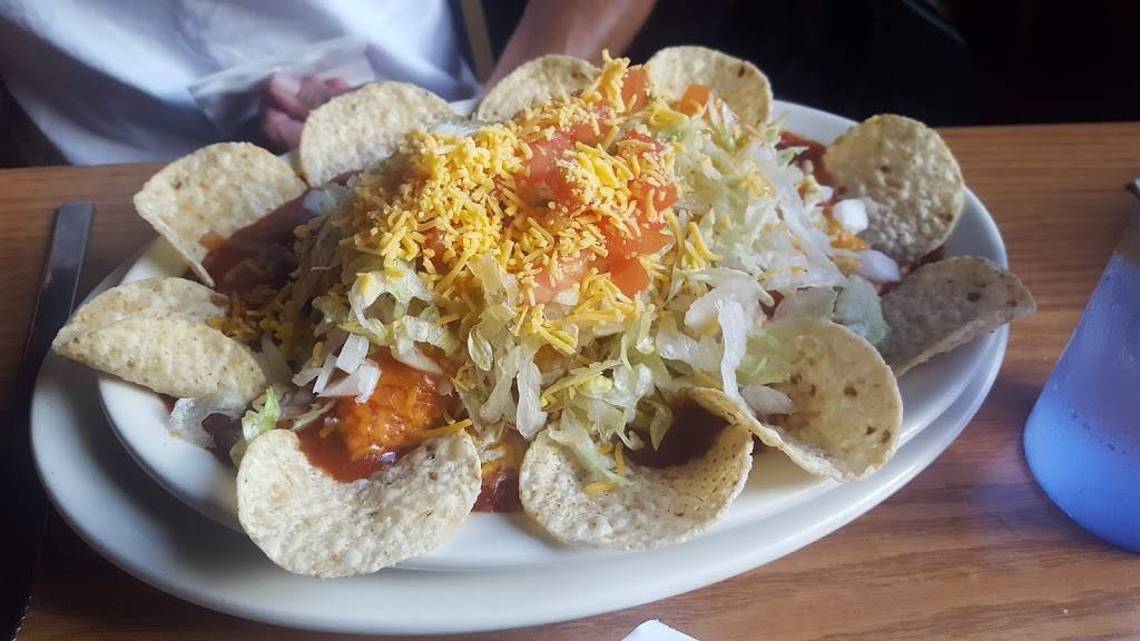 The UpTown Bar & Cafe | restaurant | 101 S Main St, Crystal, MI 48818, USA | 9892356565 OR +1 989-235-6565