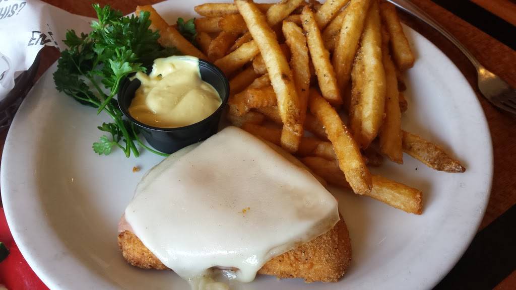 Sizzler | restaurant | 2421 W Pacific Coast Highway, Lomita, CA 90717, USA | 3102576826 OR +1 310-257-6826