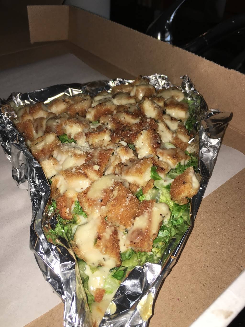 Goomba Johnnys Pizzeria | restaurant | 374 Mooney Pond Rd, Farmingville, NY 11738, USA | 6317360722 OR +1 631-736-0722