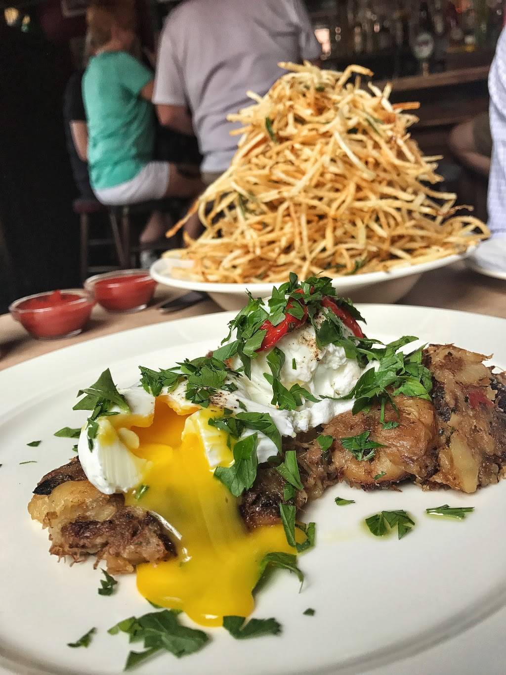 The Spotted Pig | restaurant | 314 W 11th St, New York, NY 10014, USA | 2126200393 OR +1 212-620-0393