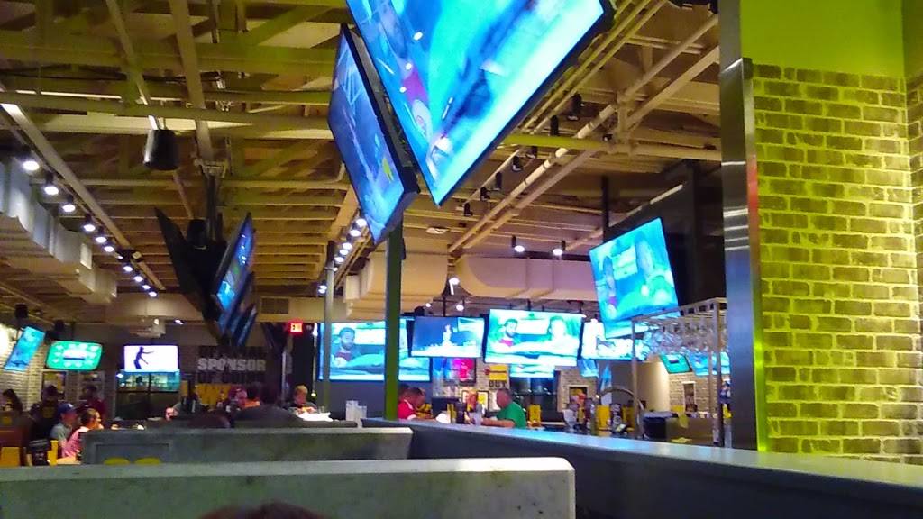 Buffalo Wild Wings | meal takeaway | 1775 Washington St, Hanover, MA 02339, USA | 7818262614 OR +1 781-826-2614