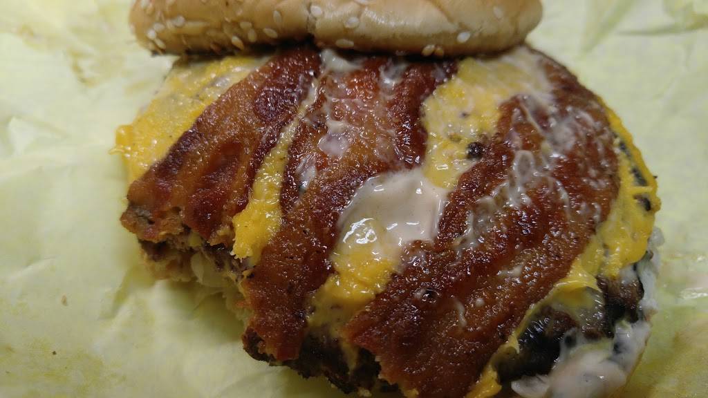 Stevens Burgers | restaurant | 1407 W El Segundo Blvd, Gardena, CA 90249, USA | 3237552323 OR +1 323-755-2323