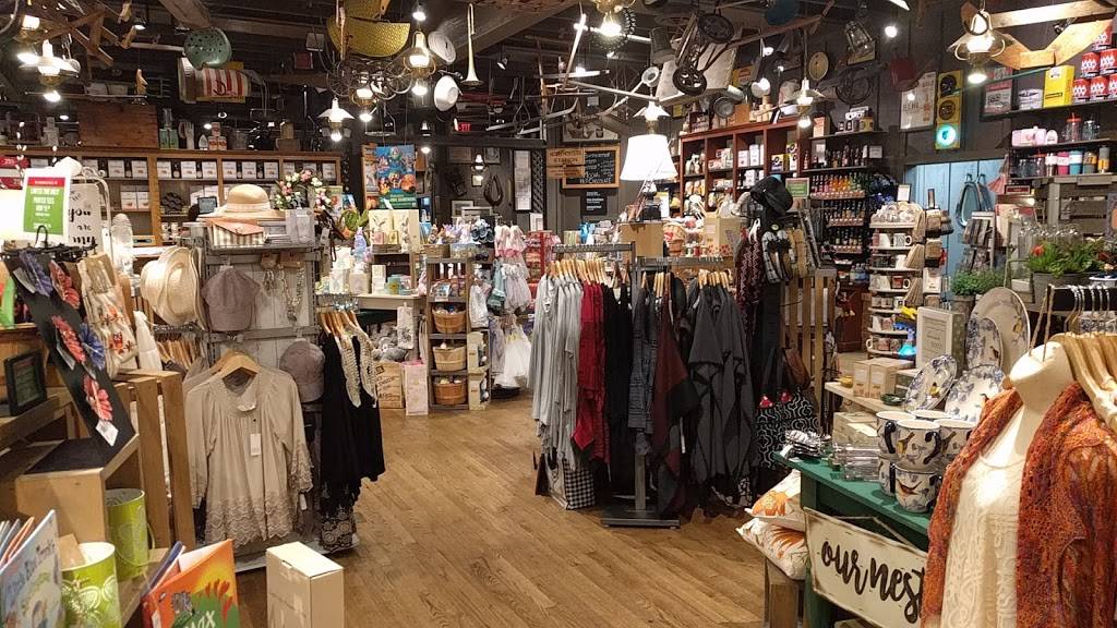 Cracker Barrel Old Country Store | restaurant | 5580 Windward Pkwy, Alpharetta, GA 30004, USA | 7705219597 OR +1 770-521-9597