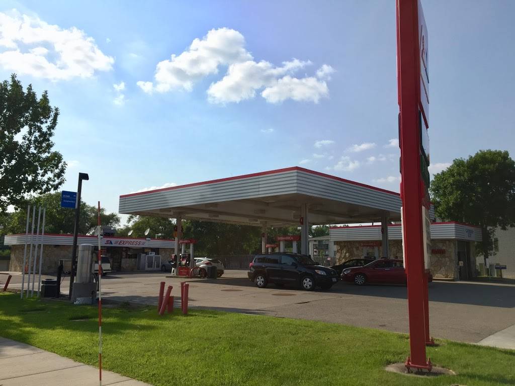 Holiday Stationstores | cafe | 7744 12th Ave S, Richfield, MN 55423, USA | 6128694211 OR +1 612-869-4211