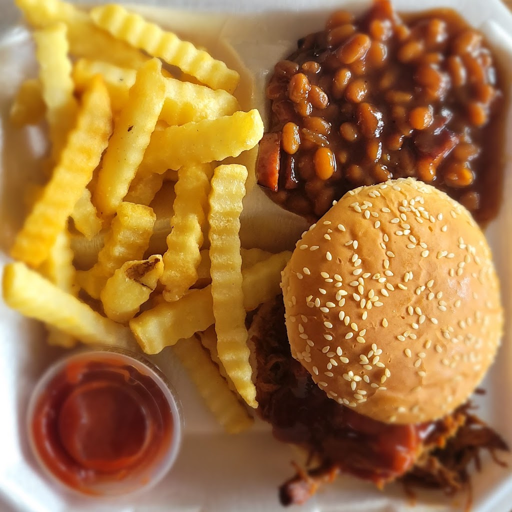 Lees Heavenly BBQ | restaurant | 114 S Main St, Edwards, MS 39066, USA | 7733511069 OR +1 773-351-1069