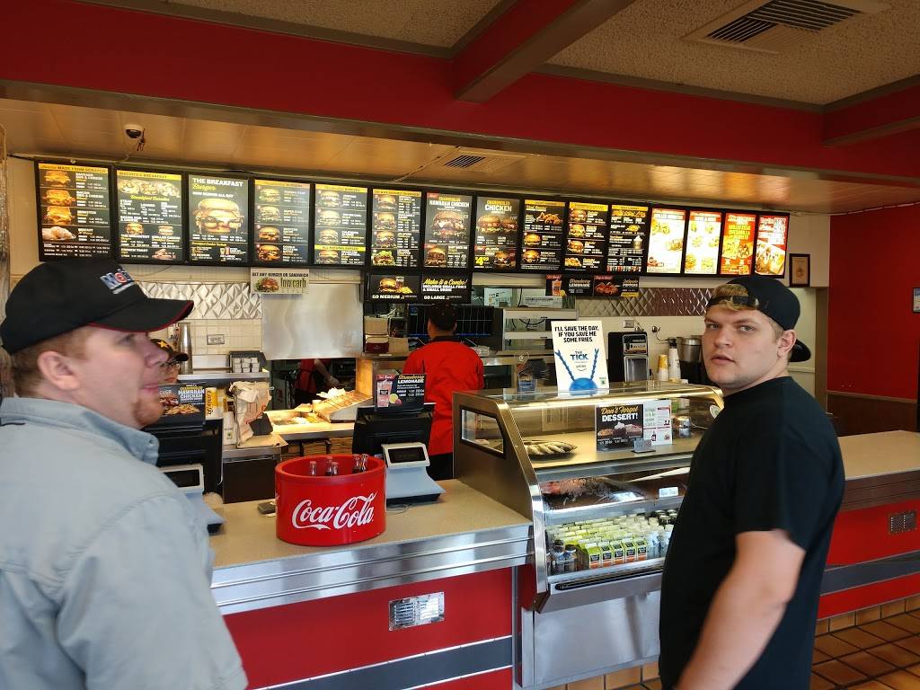 Carls Jr. | restaurant | 902 Lighthouse Ave, Monterey, CA 93940, USA | 8313754264 OR +1 831-375-4264