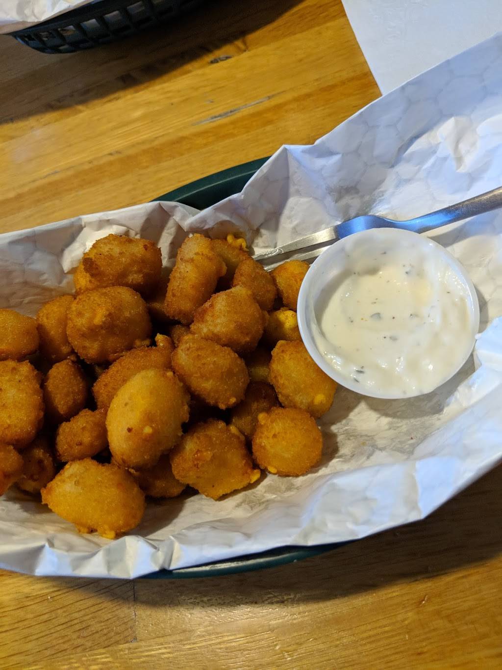 Valleys Pizza | restaurant | 119 W 1st Ave, Coal Valley, IL 61240, USA | 3097997004 OR +1 309-799-7004