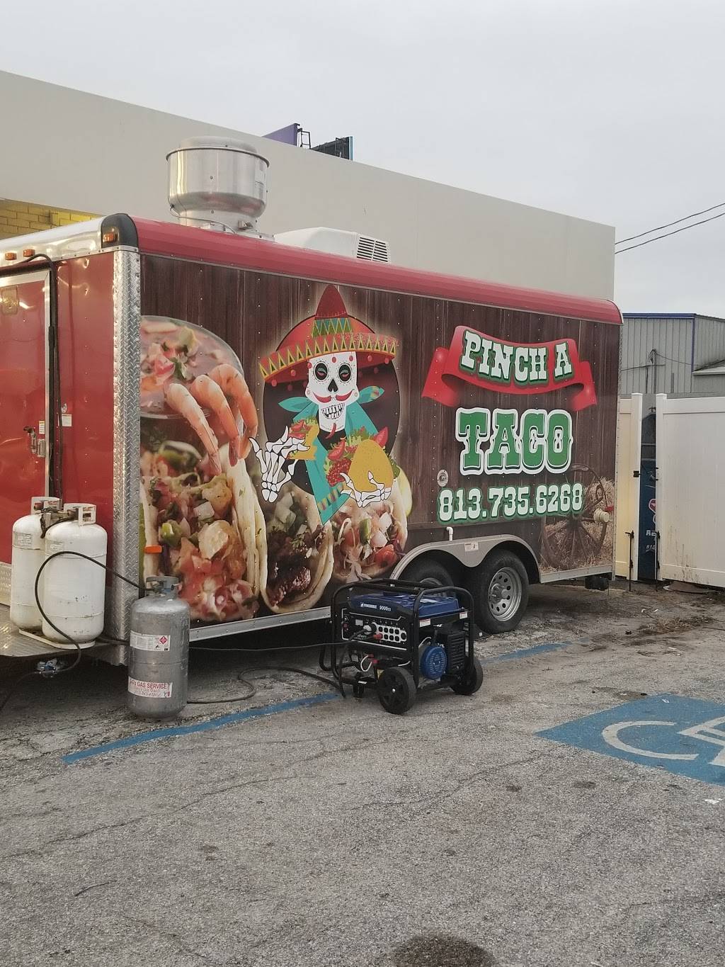 Pinch A Taco | restaurant | 13502 N Nebraska Ave, Tampa, FL 33613, USA | 8137356268 OR +1 813-735-6268