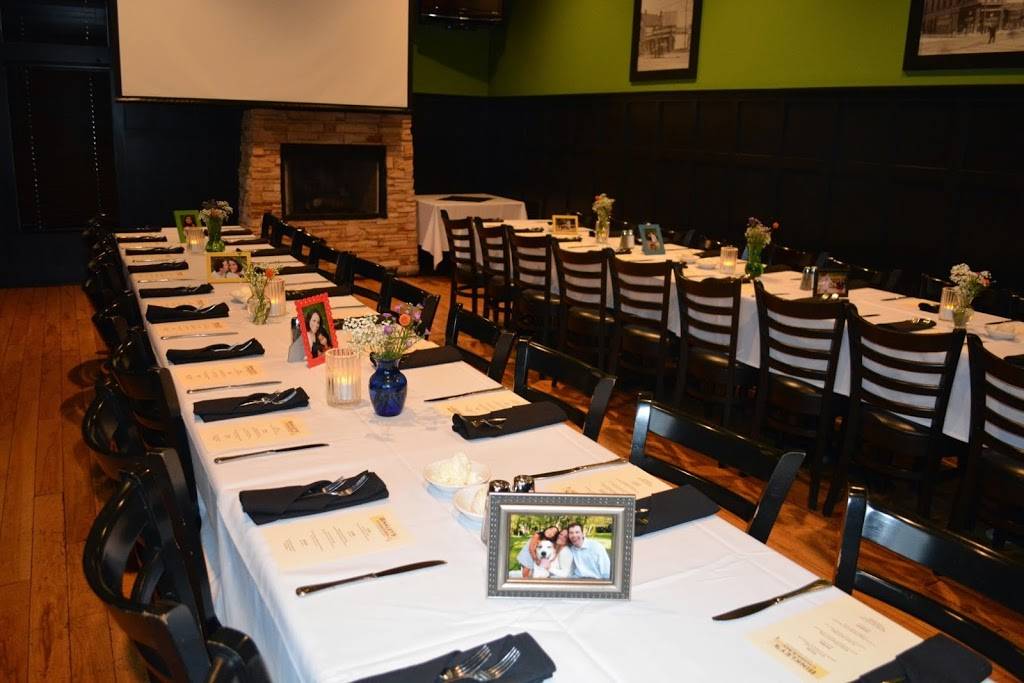 Binkleys | restaurant | 5902 N College Ave, Indianapolis, IN 46220, USA | 3177228888 OR +1 317-722-8888