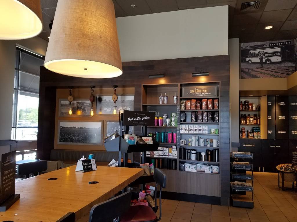 Starbucks | cafe | 515 Village Center Dr, Burr Ridge, IL 60527, USA | 6308874695 OR +1 630-887-4695