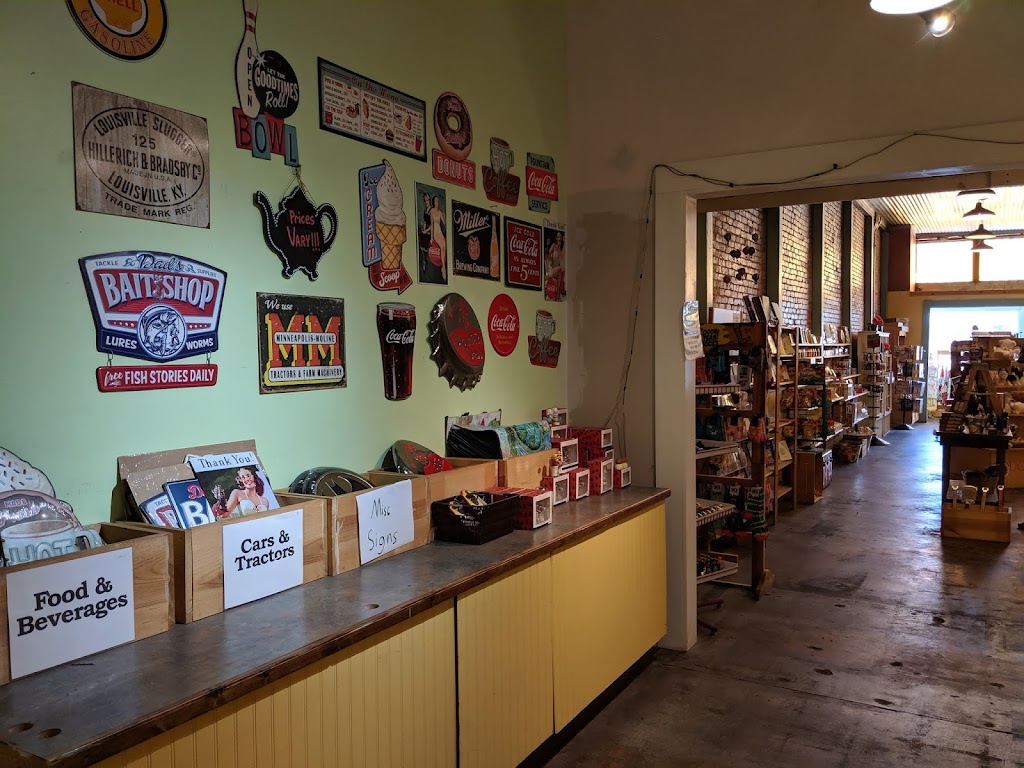 Boomerang Pizza Kitchen | restaurant | 5227 Willing St, Milton, FL 32570, USA | 8505641465 OR +1 850-564-1465