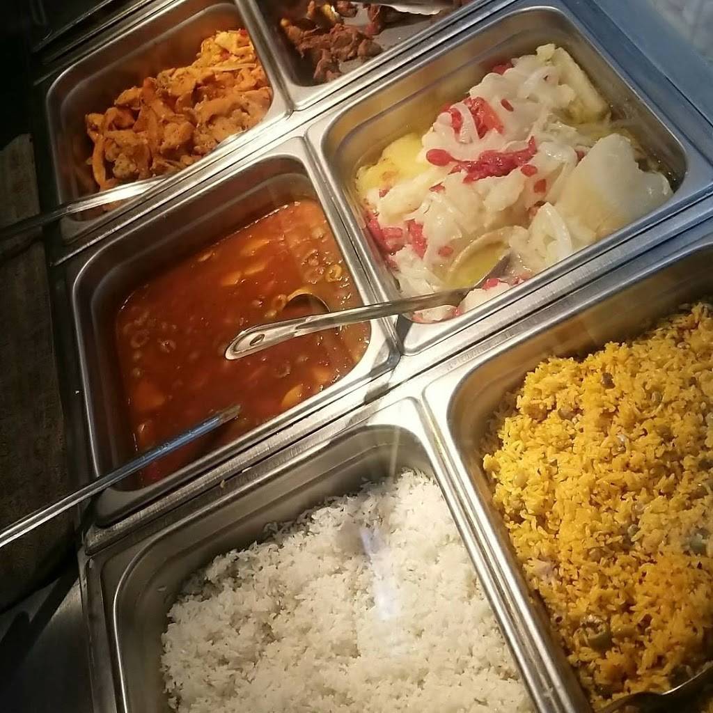 Delicias Restaurant & Bakery | restaurant | 18 Central St, Southbridge, MA 01550, USA | 7742307351 OR +1 774-230-7351