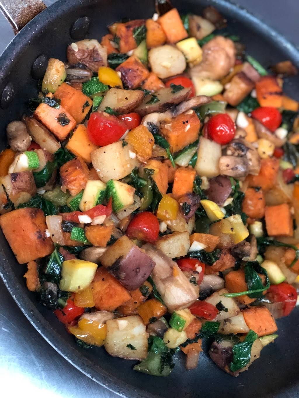 Cuttas Kitchen | restaurant | 515 W 35th St, Norfolk, VA 23508, USA | 7573109830 OR +1 757-310-9830