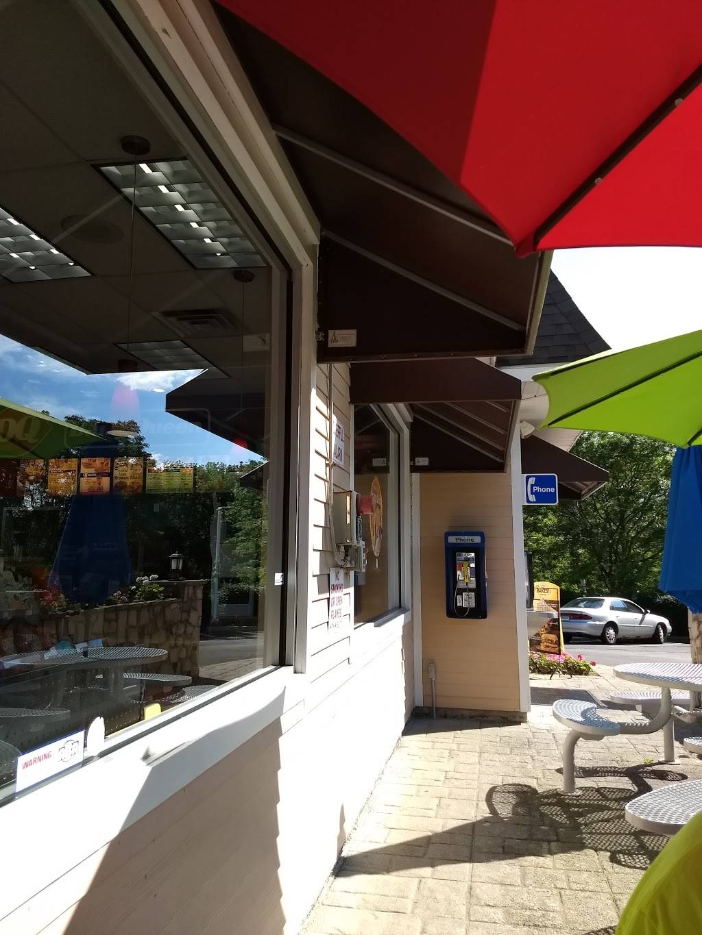 Dairy Queen (Treat) | restaurant | 490 Boston Post Rd, Guilford, CT 06437, USA | 2034539509 OR +1 203-453-9509