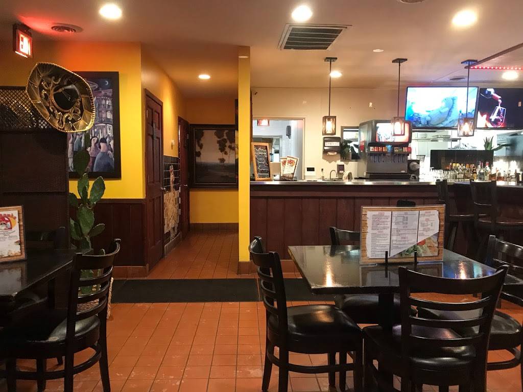 El Bamba Rockford restaurant | restaurant | 8810 Walnut St, Rockford, MN 55373, USA | 7634774200 OR +1 763-477-4200