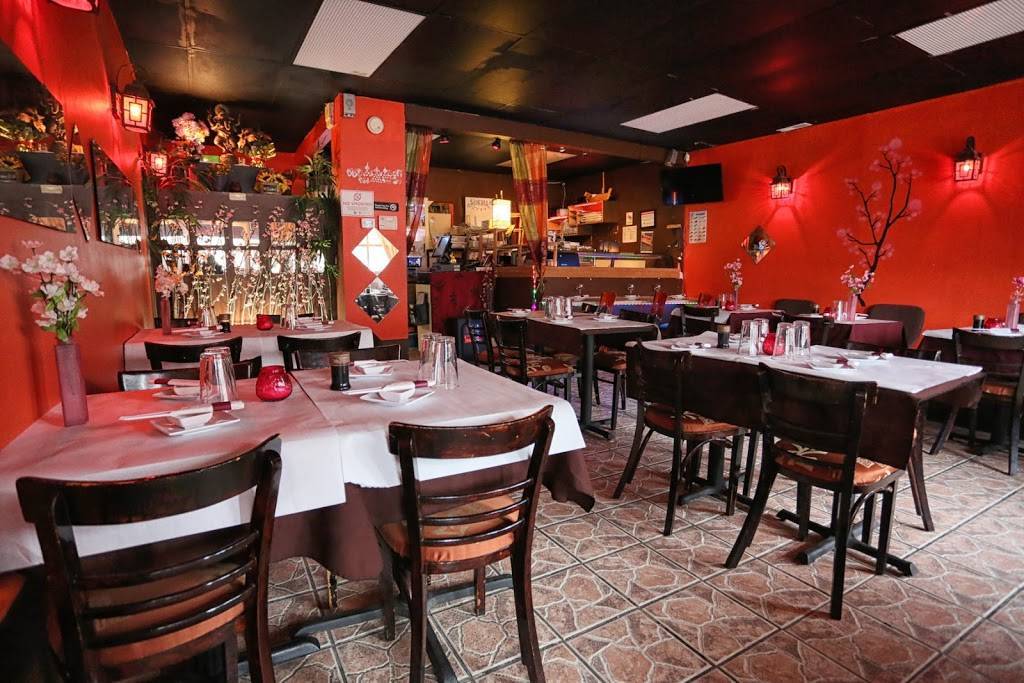 Sakura | meal delivery | 2507 W Fullerton Ave, Chicago, IL 60647, USA | 7737724412 OR +1 773-772-4412