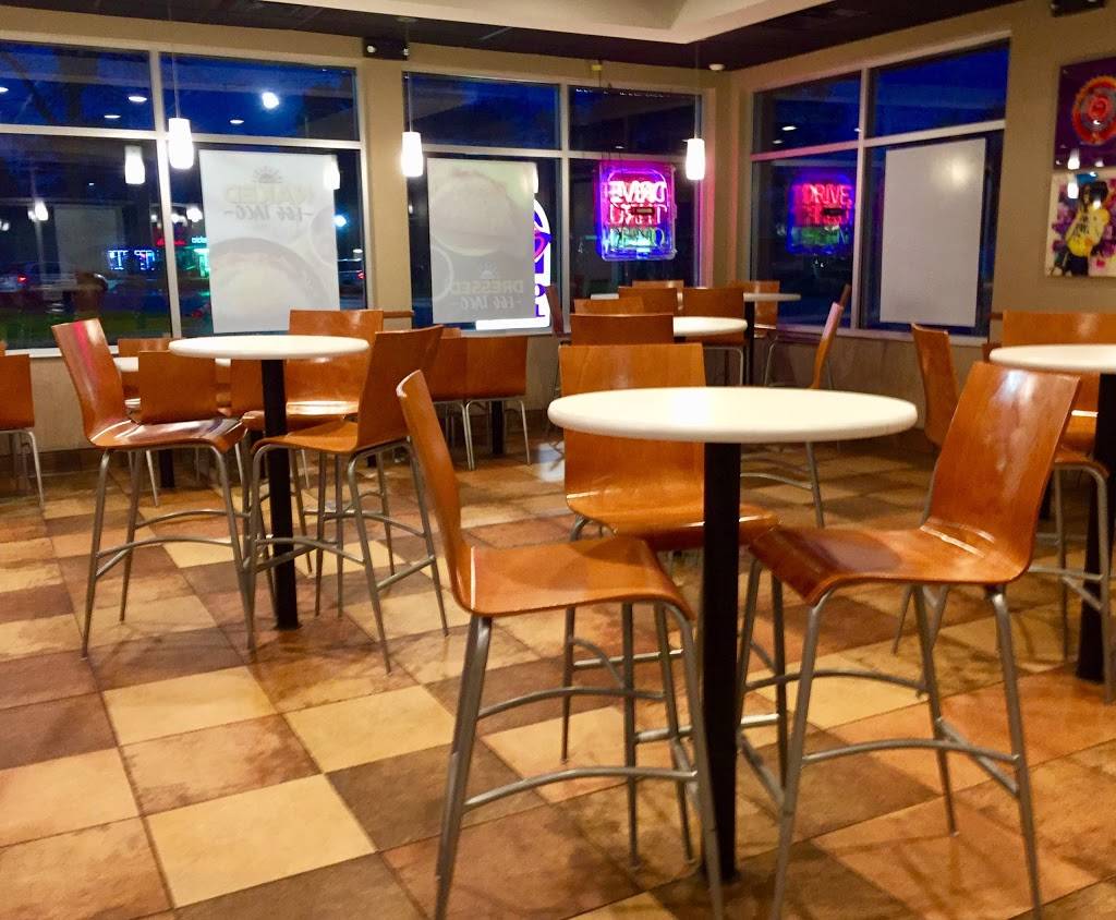 Taco Bell | meal takeaway | 2307 S Wayne Rd, Westland, MI 48186, USA | 7347213570 OR +1 734-721-3570