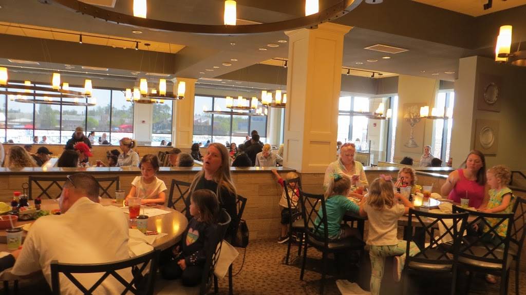 Paula Deens Family Kitchen | restaurant | 1202 Celebrity Cir, Myrtle Beach, SC 29577, USA | 8439451072 OR +1 843-945-1072