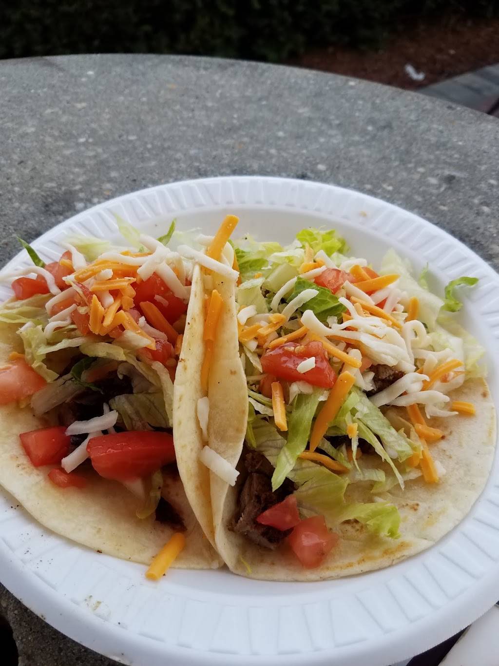 Golden Jalapenos | restaurant | 4486 Middle Country Rd, Calverton, NY 11933, USA | 6317409500 OR +1 631-740-9500