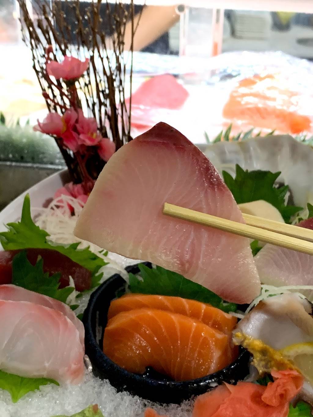 Volcano Sushi Bar & Hibachi | restaurant | 3700 W Robinson St Suite 164, Norman, OK 73072, USA | 4059285388 OR +1 405-928-5388