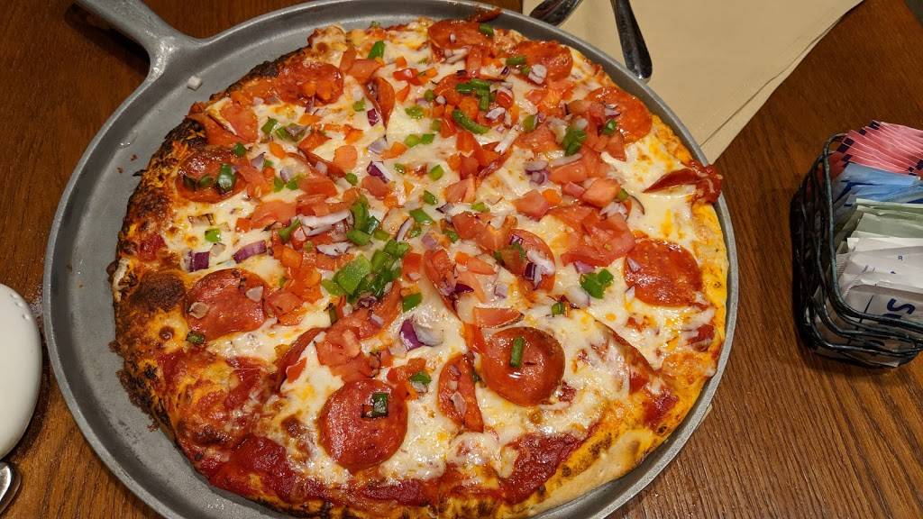 Grant Grove Restaurant | restaurant | 86728 California 180, Kings Canyon National Park, CA 93633, USA | 8668073598 OR +1 866-807-3598