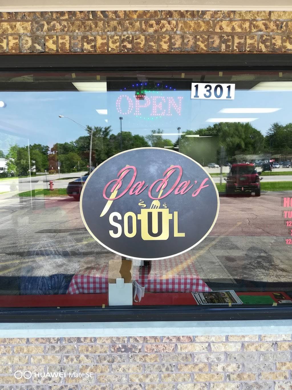 Dadas Soul | restaurant | 1301 21st St, Zion, IL 60099, USA | 8472463324 OR +1 847-246-3324