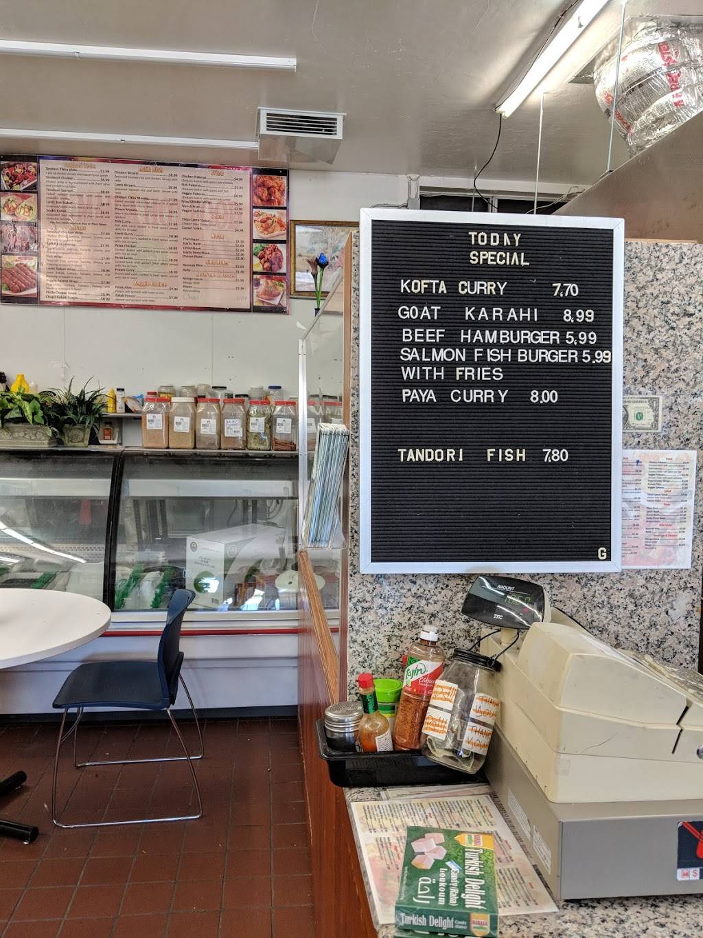 Al-Maida Hot Food & Market | restaurant | 5650 Market St, Oakland, CA 94608, USA | 5103565874 OR +1 510-356-5874