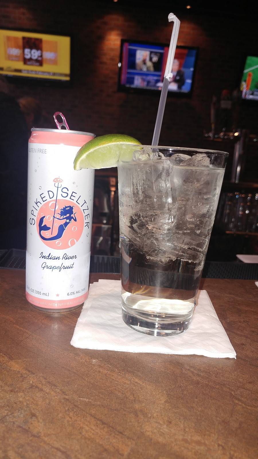 Stats Bar & Grille | restaurant | 77 Dorchester St, Boston, MA 02127, USA | 6172689300 OR +1 617-268-9300