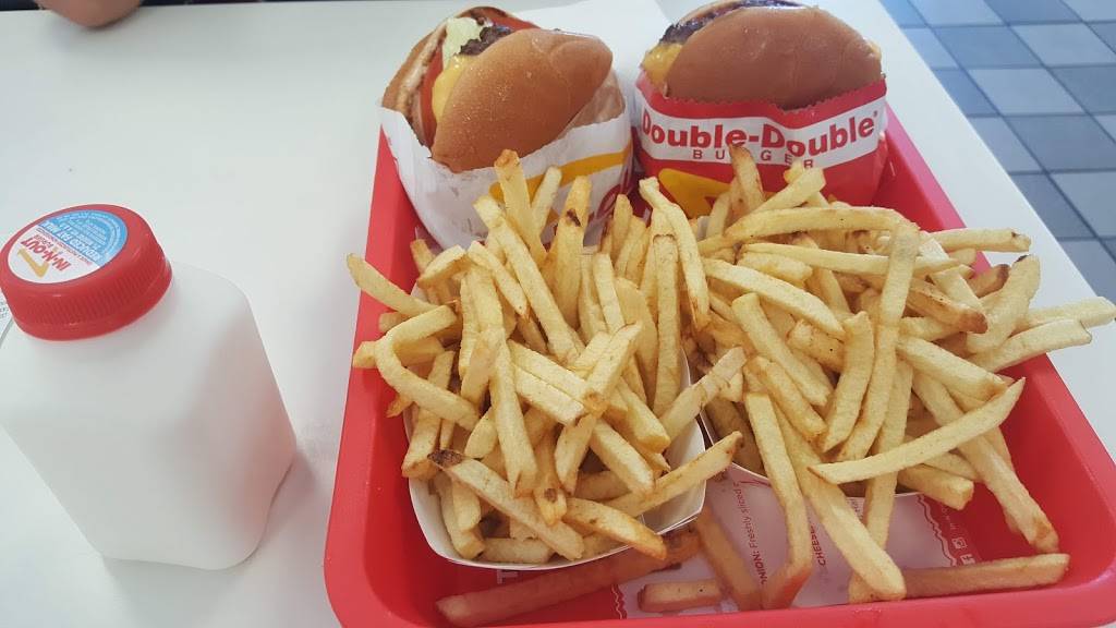 In-N-Out Burger | restaurant | 11880 Carmel Mountain Rd, San Diego, CA 92128, USA | 8007861000 OR +1 800-786-1000