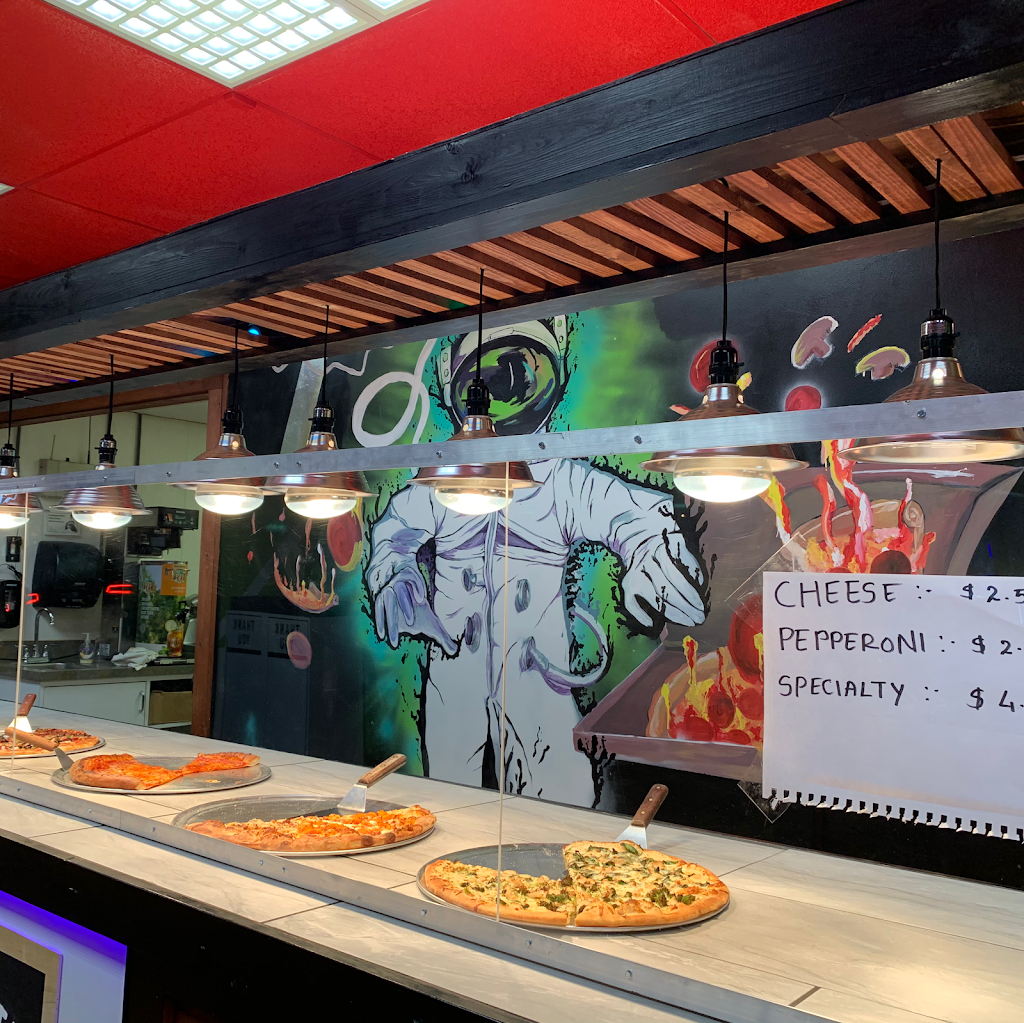 Charlys Pizza | restaurant | 7806 Front Beach Rd, Panama City Beach, FL 32407, USA | 8507081390 OR +1 850-708-1390