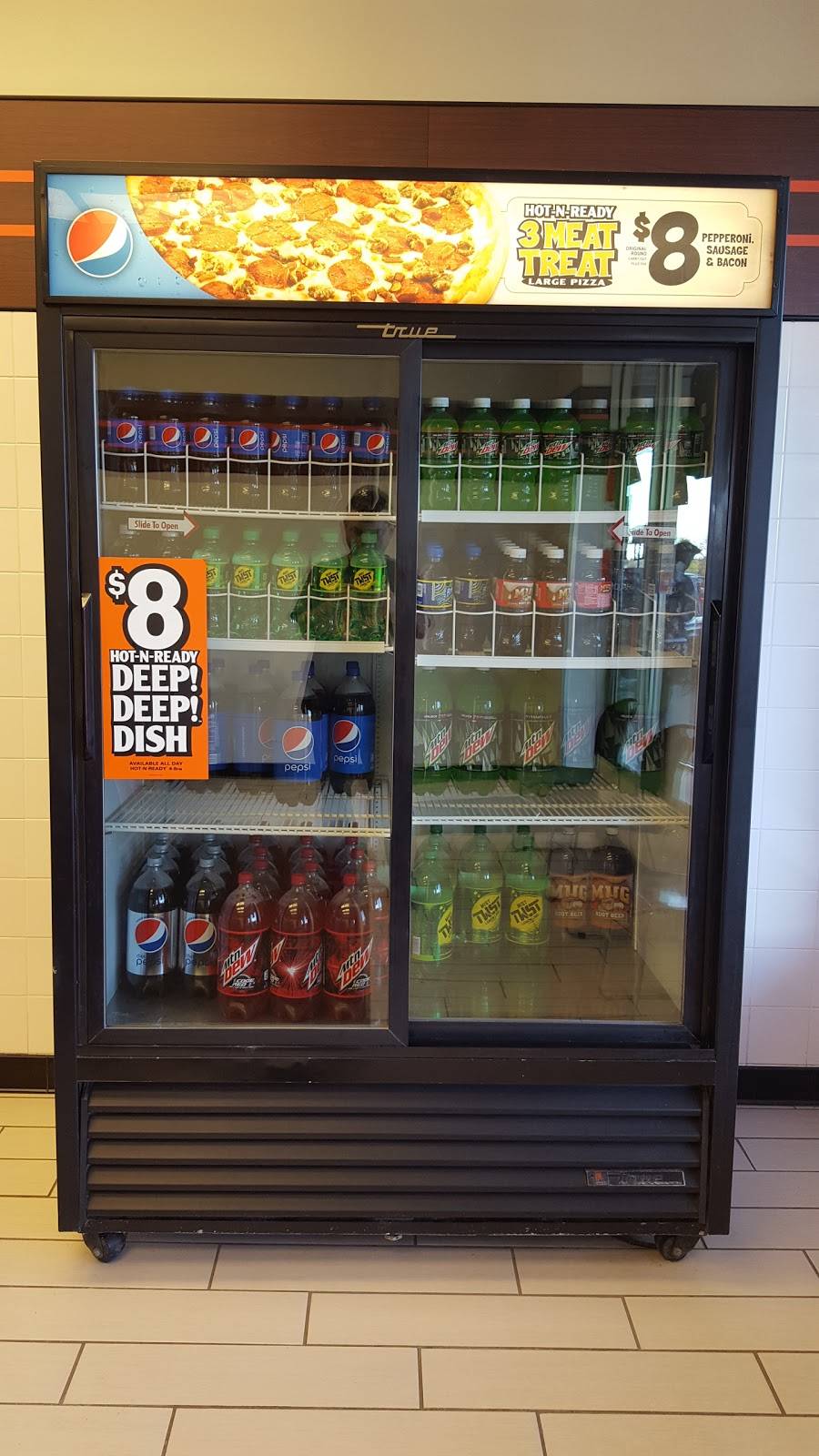 Little Caesars Pizza | meal takeaway | 3020 Walton Blvd, Rochester Hills, MI 48309, USA | 2483752470 OR +1 248-375-2470