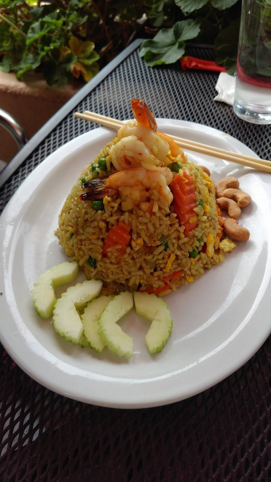 Tiny Thai | restaurant | 8238 Old Redwood Hwy, Cotati, CA 94931, USA | 7077949404 OR +1 707-794-9404