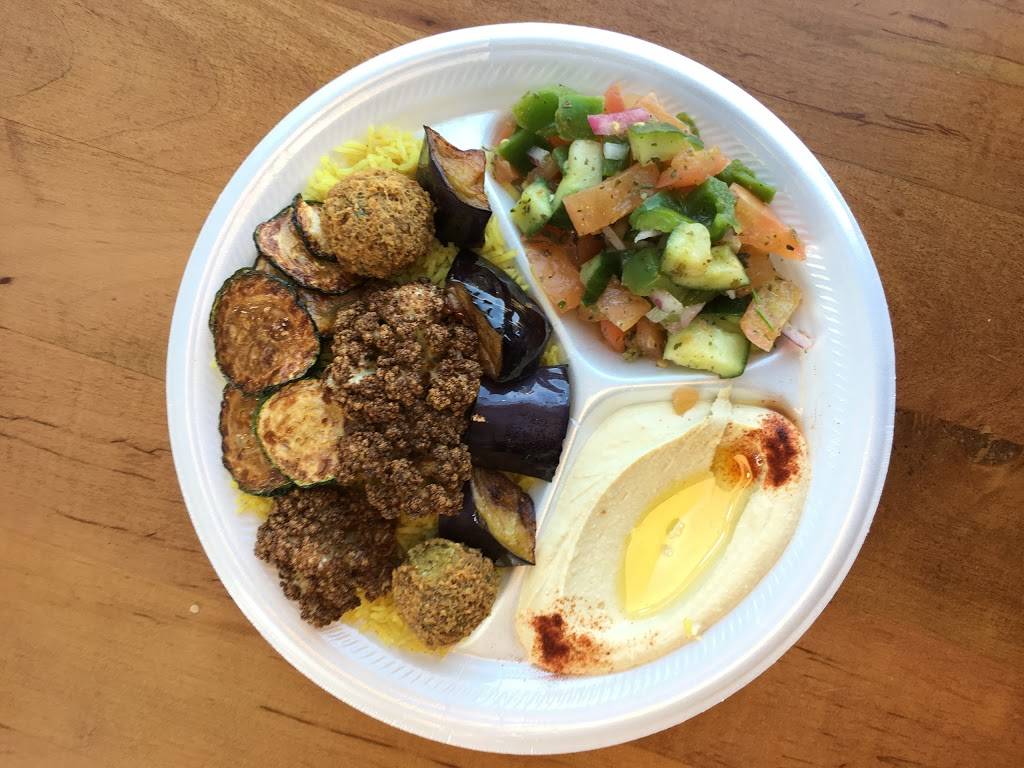 The Halal Corner | restaurant | 1200 Barbara Jordan Blvd #300, Austin, TX 78723, USA | 5124800048 OR +1 512-480-0048