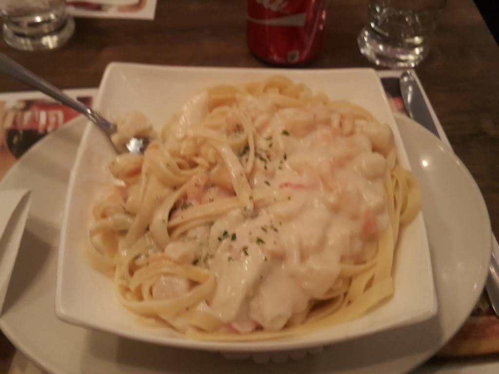 Restaurant Martini Inc | restaurant | 213 2e Avenue, Lac-Etchemin, QC G0R 1S0, Canada | 4186253491 OR +1 418-625-3491