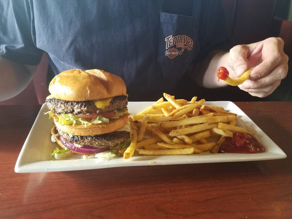 Ruby Tuesday | restaurant | 7331 Broadview Rd, Seven Hills, OH 44131, USA | 2164471662 OR +1 216-447-1662